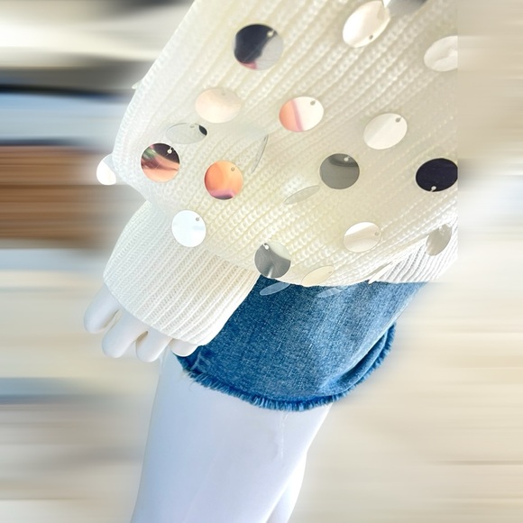 PEACH LOVE CALIFORNIA White shaker knit silver accent sweater S M L - Picture 7 of 10